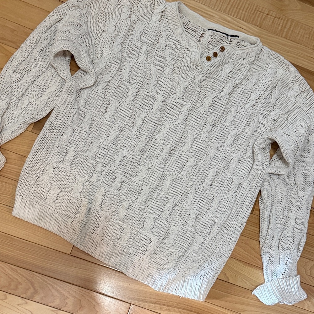 Cable Knit Button-Neck Women's Sweater - White
